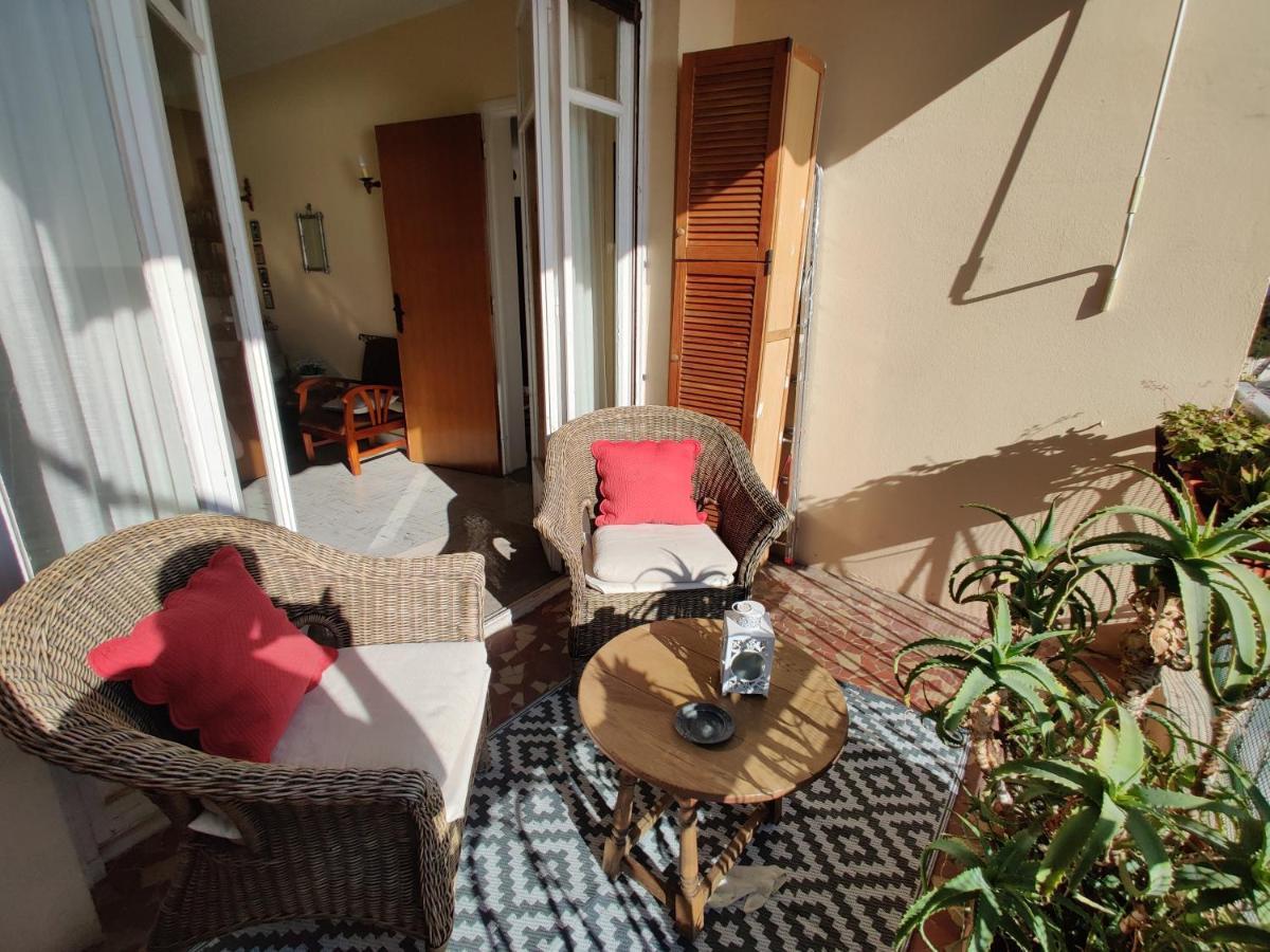 Vintage Flat Overlooking Villefranche Bay Apartment ภายนอก รูปภาพ